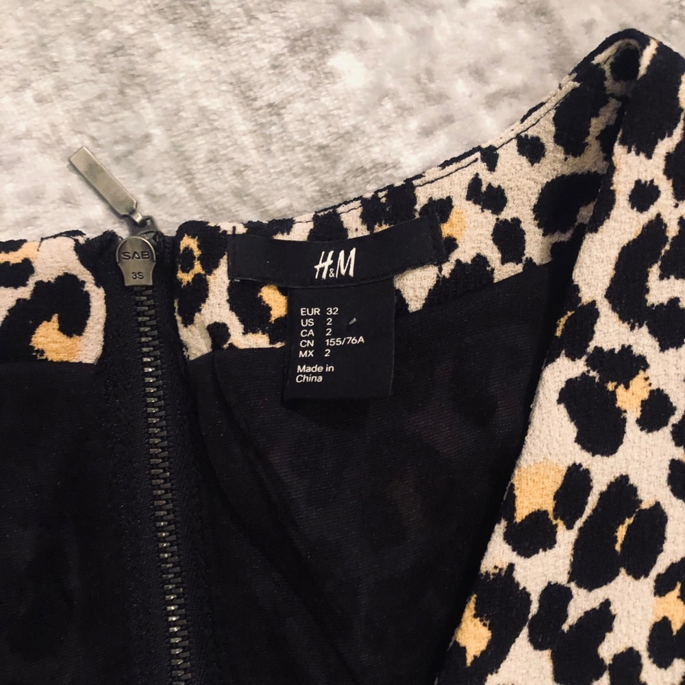 H&M Leopard Print Pencil Dress Size 2 - Picture 5 of 8